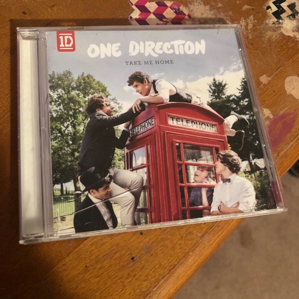 CD - Picture 2 of 4